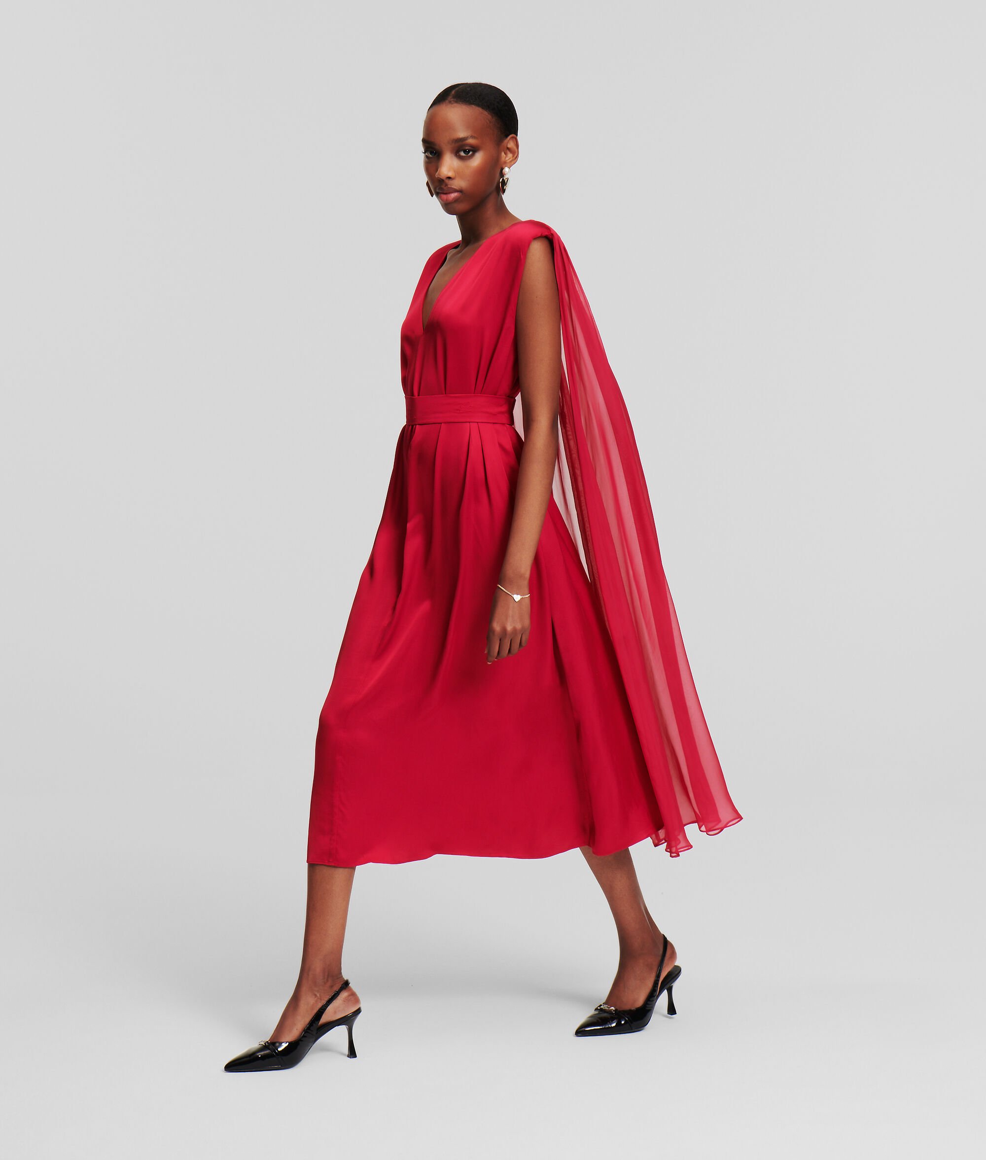 (image for) Trusted CAPE MIDI DRESS